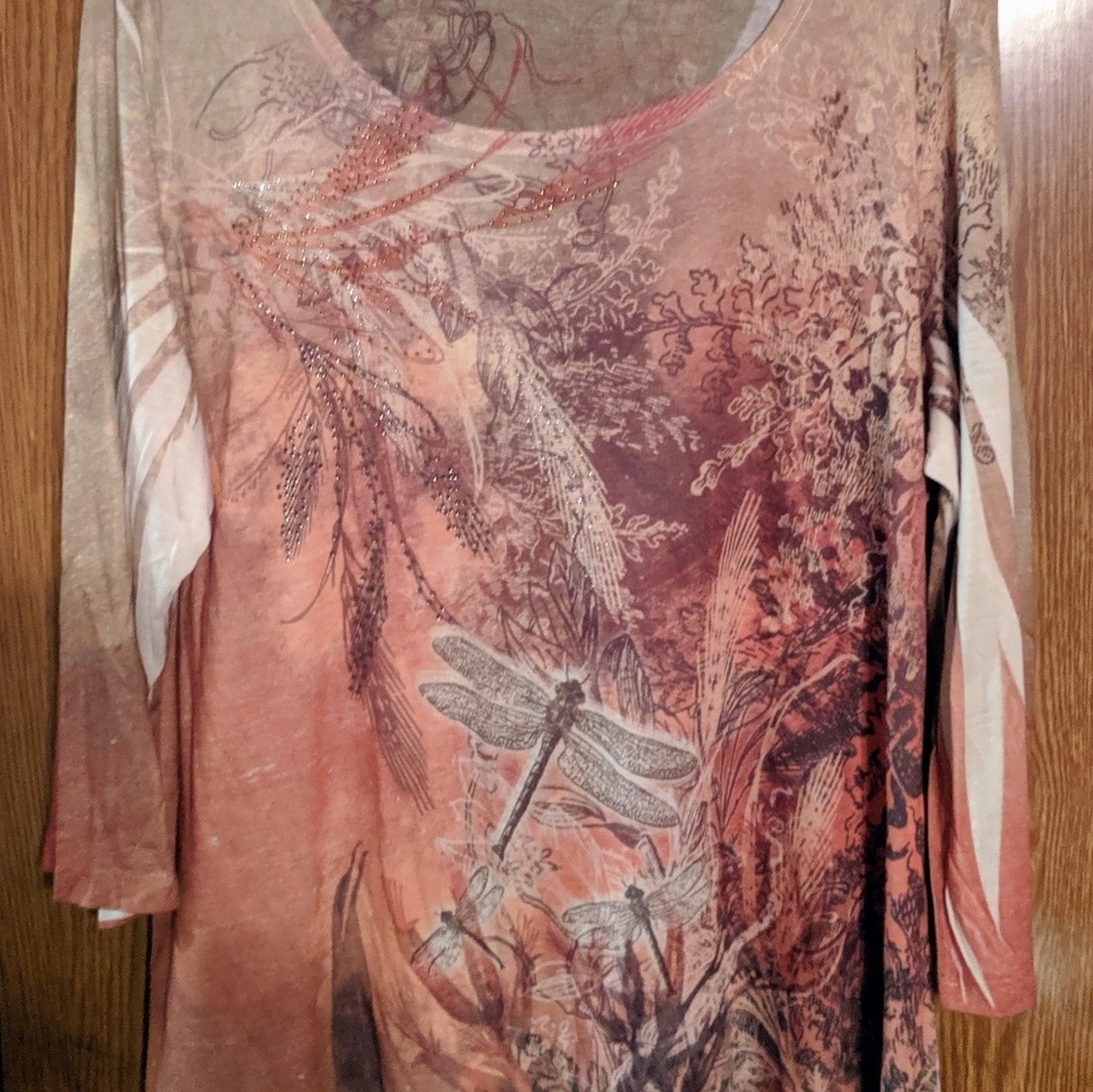 Light weight long sleeve tunic top